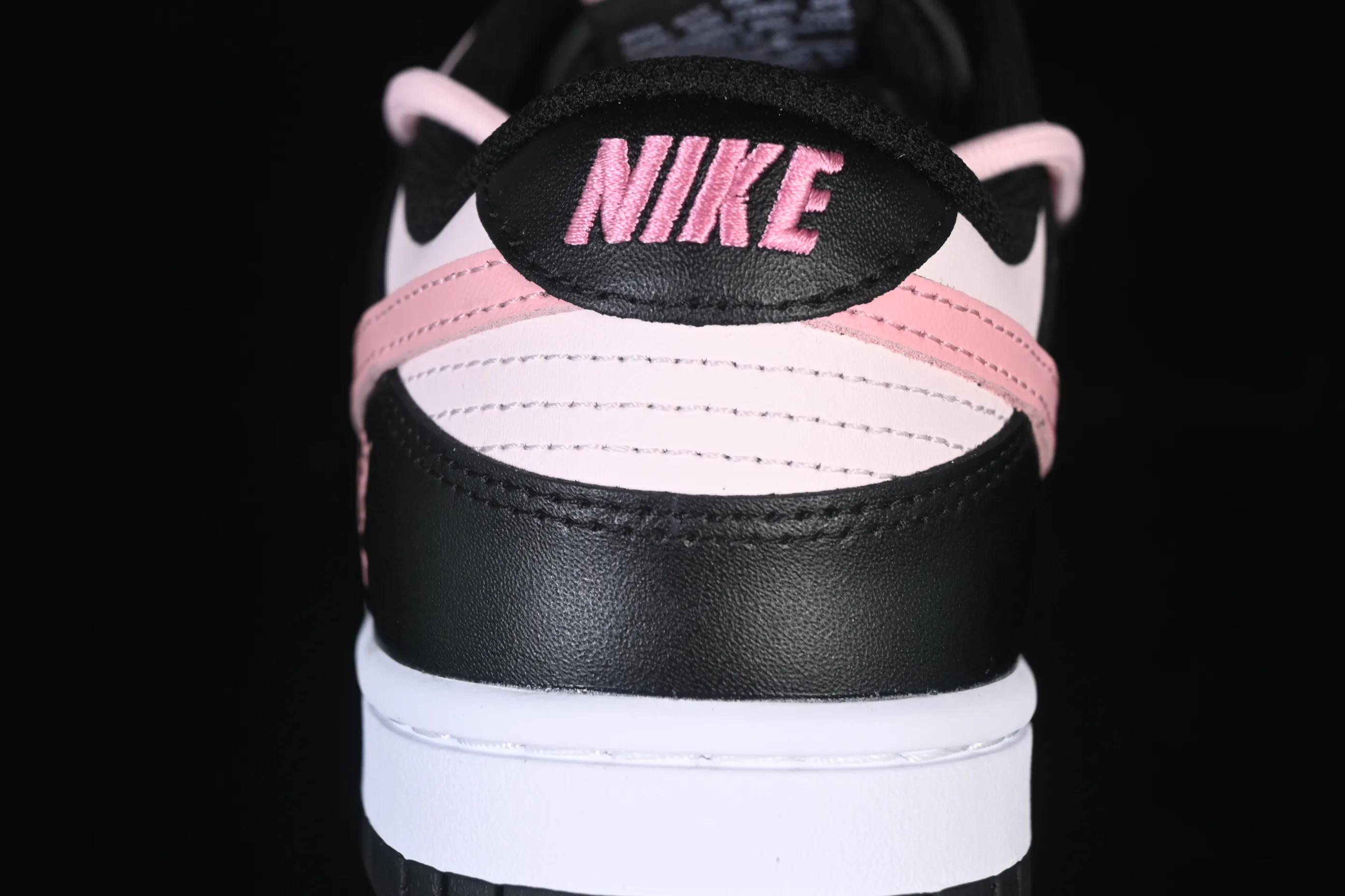 All categories Nk SB Dunk Series Nk SB Dunk Low High-end customized low-top sneakers Nike SB Dunk Low "Just Do It" straps Anniversary high-end customized low-top casual sneakers DD1503-101